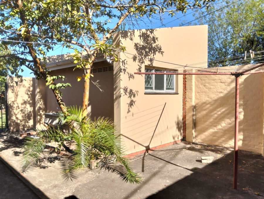 To Let 5 Bedroom Property for Rent in Fort Gale Eastern Cape